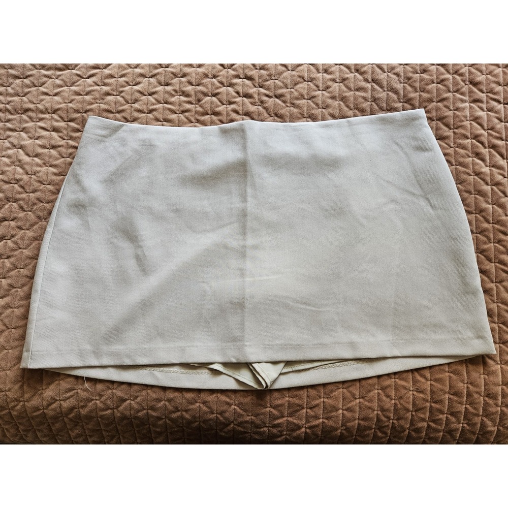NWOT Abercrombie & Fitch Beige Mini Skirt Skort Built-In Shorts Side Zip, Sz. XL